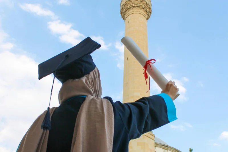 Memilih Beasiswa Jepang Full Cover atau Partial